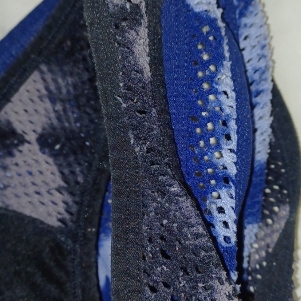 PINK sports bras - Picture 6 of 7
